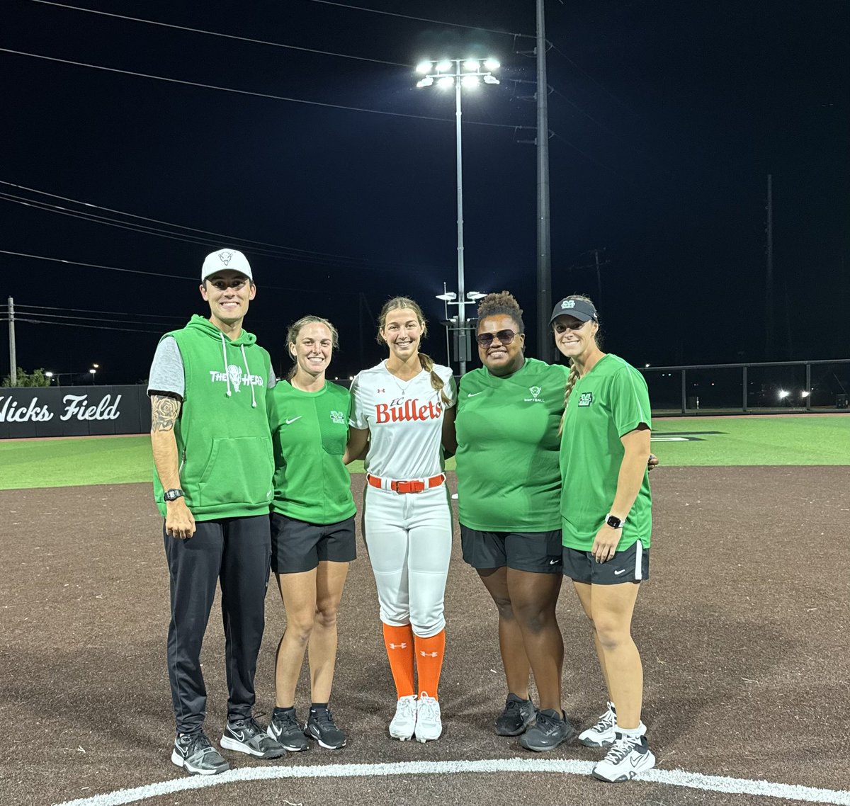 Under the Lights at <a href="/HerdSB/">Marshall Softball</a> was a hit! Loved the facilities and the team atmosphere. Thanks <a href="/mzerkleee/">Morgan Zerkle</a> <a href="/AlyHarrell/">Aly Harrell</a> <a href="/RileyBlampied/">Riley Blampied</a> &amp; <a href="/DrewCalloway6/">Drew Calloway</a> for a great camp, I appreciate all of the feedback.  

<a href="/IMGASoftball/">IMG Academy Softball</a> <a href="/ECB_Premier/">EC Bullets Premier</a>