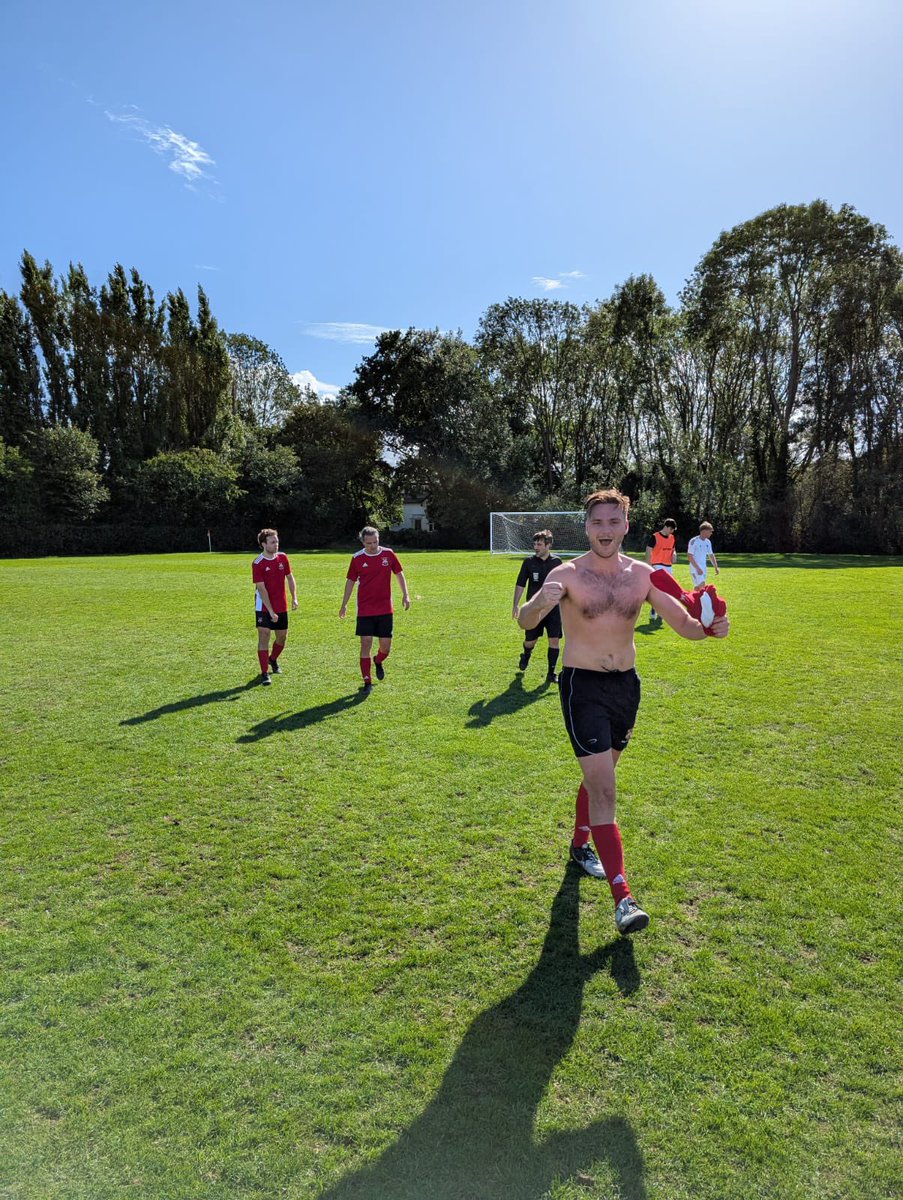 Old Kingstonians FC tweet media