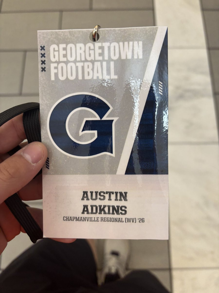 Extremely thankful and blessed to have been able to spend the day with <a href="/HoyasFB/">Georgetown Football</a>!!!!!! <a href="/CoachAmoako/">Coach Stephen Amoako</a> <a href="/coachsgarlata/">Coach Sgarlata</a> <a href="/CRHSTigersFB/">CRHS Football</a> <a href="/sethlewis03/">Coach Lew</a> <a href="/CoachBruneyW_U/">Zac Bruney</a> <a href="/CoachPenn/">John Pennington</a> <a href="/CoachCav_/">Matt Cavallaro</a> <a href="/CoachDaniels06/">Coach D</a> <a href="/zacharybelche11/">Zachary Belcher</a>