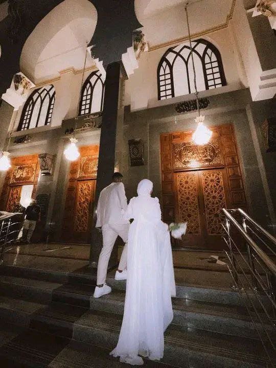 صورة جميله يارب اتصور زيها في فرحي💗