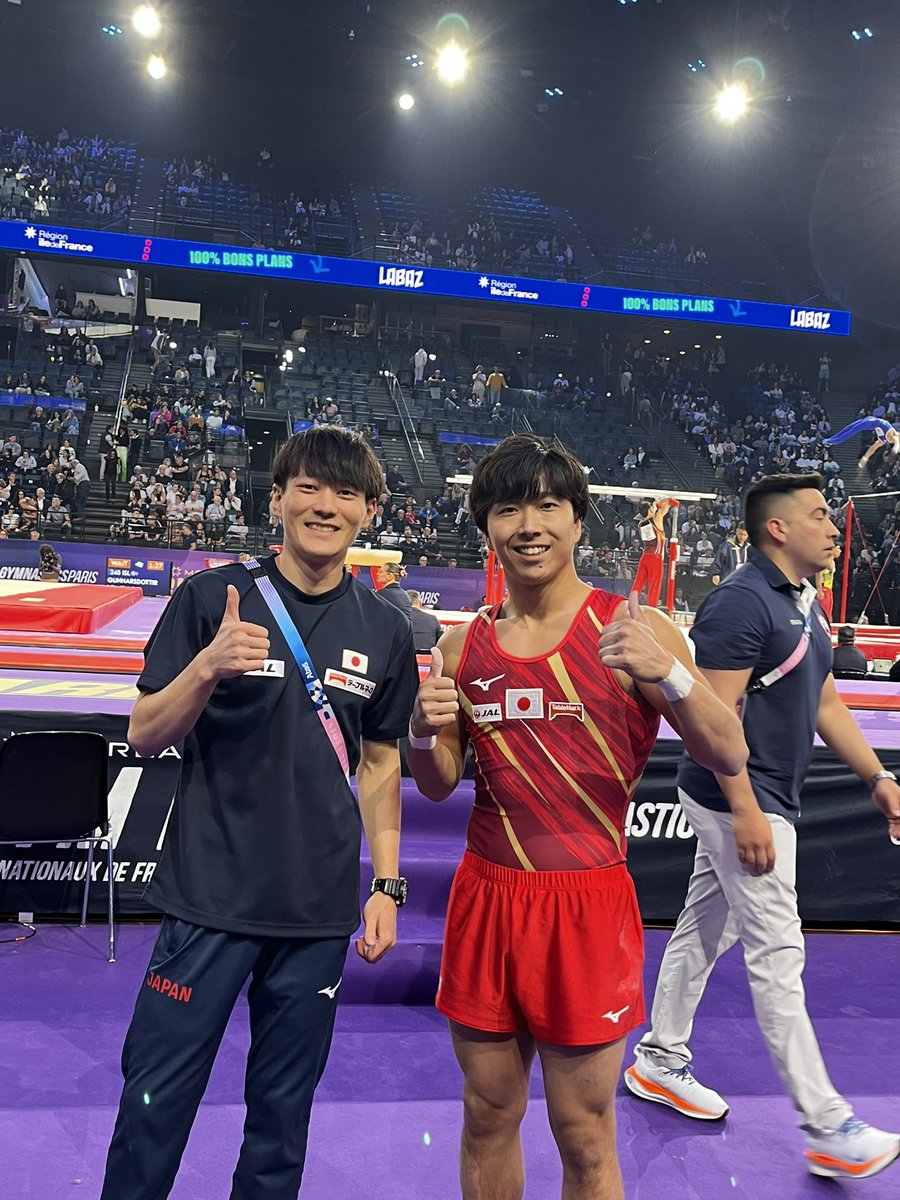 muratakensuke1's tweet photo. WCCパリ大会
予選
つり輪 金田希一選手 1位通過
跳 馬 遠藤幹斗選手 3位通過
決勝も頑張ります💪
#GYMPARIS
#JGA
#体操ニッポン https://t.co/sOzuD7yyze