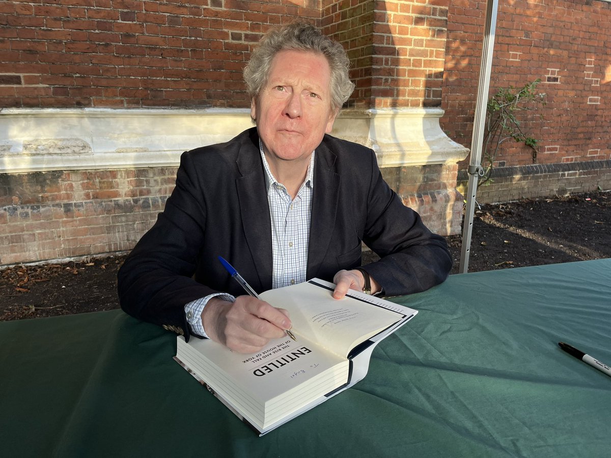 The Chiswick Calendar tweet media