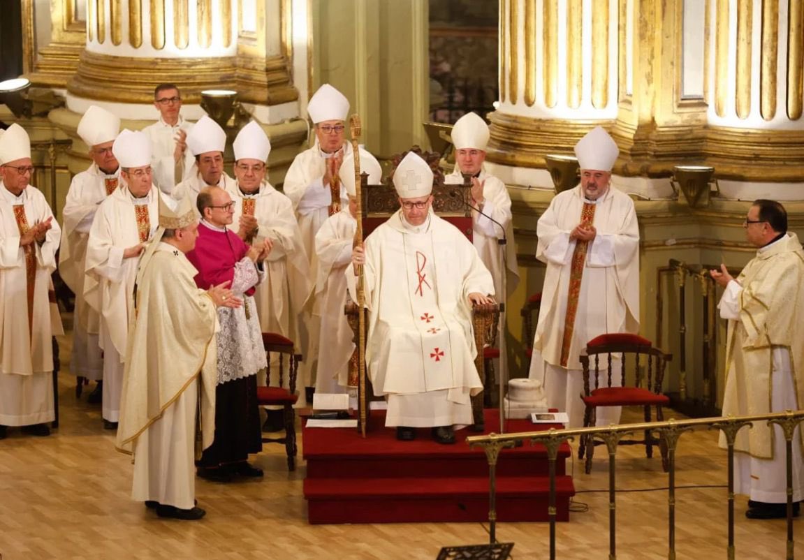 En el día de hoy, Mons. José Antonio Satué (<a href="/satuehuerto/">José Antonio Satué</a>), ha tomado posesión como Obispo de la Diócesis de Málaga (<a href="/DiocesisMalaga/">Diócesis de Málaga</a>).

Que nuestros Sagrados Titulares le guíen y le acompañen en este camino.

#CofradiasMLG