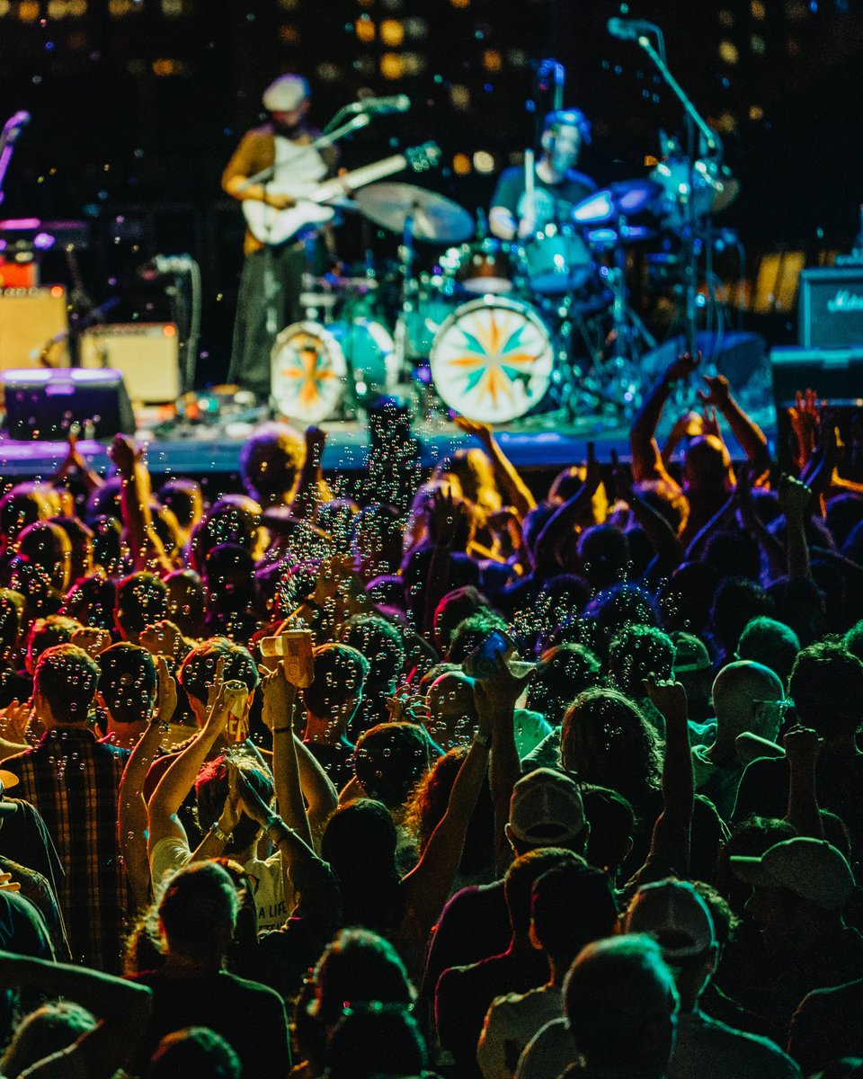 The Rooftop at Pier 17 tweet media