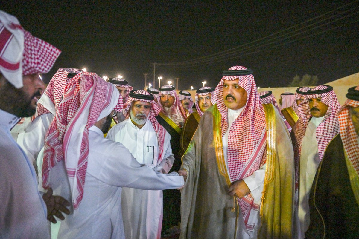 emara_hail's tweet image. سمو #أمير_منطقة_حائل يعزي أسرة &quot;الكتفاء&quot; في وفاة فقيدهم سطام بن فيحان الكتفاء وأبنائه -رحمهم الله- خلال زيارة عزاء لسموه إلى منزل الفقيد بمحافظة الشنان بحضور وبران وناهي الكتفاء وأخوان الفقيد وأقاربه، سائلا الله أن يتغمد الفقيد وأبنائه بواسع رحمته ويسكنهم جناته ويلهم الجميع الصبر…