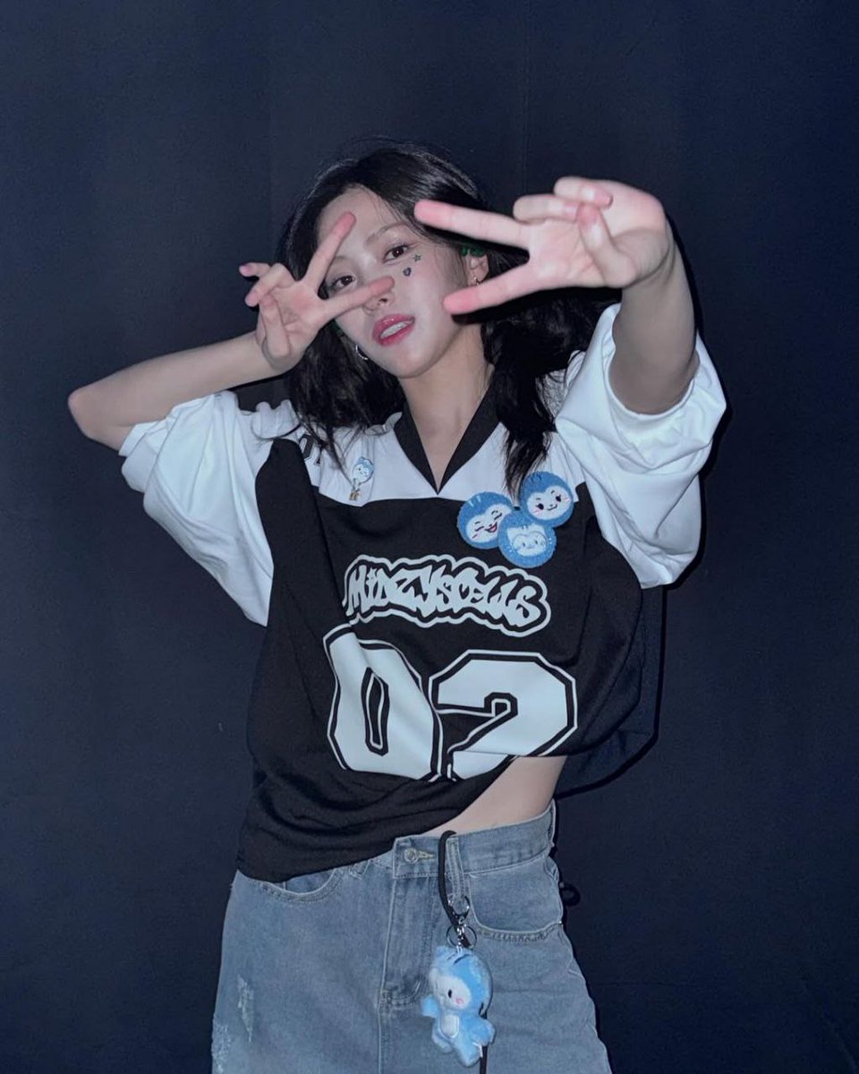 itzylover182440's tweet image. MIDZY, vote for ITZY at the 2025 BreakTudo Awards! ITZY is nominated in two categories: K-Pop Hit of the Year - Girls Will Be Girls and International Female Group Link 📷• International Female Group — vote.breaktudoawards.com/vote/hit-k-pop… ARE UNLIMITED!!!!!! #ITZY #ITZYSUPPORT