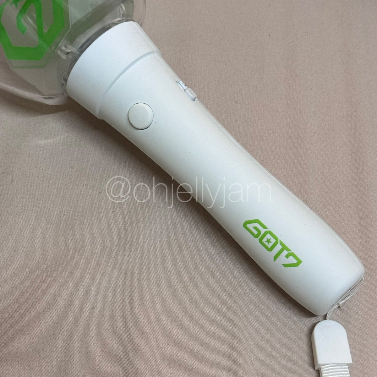 ohjellyjam's tweet photo. ปล่อยของสะสมค่าา อากาบง V.2
ซื้อมาโบกอยู่บ้านอย่างเดียวเลย 850 รวมส่ง ไม่มีกล่องน้า 💚 #ตลาดนัดอากาเซ่ #ตลาดนัดgot7 https://t.co/EVNgPZHEOM