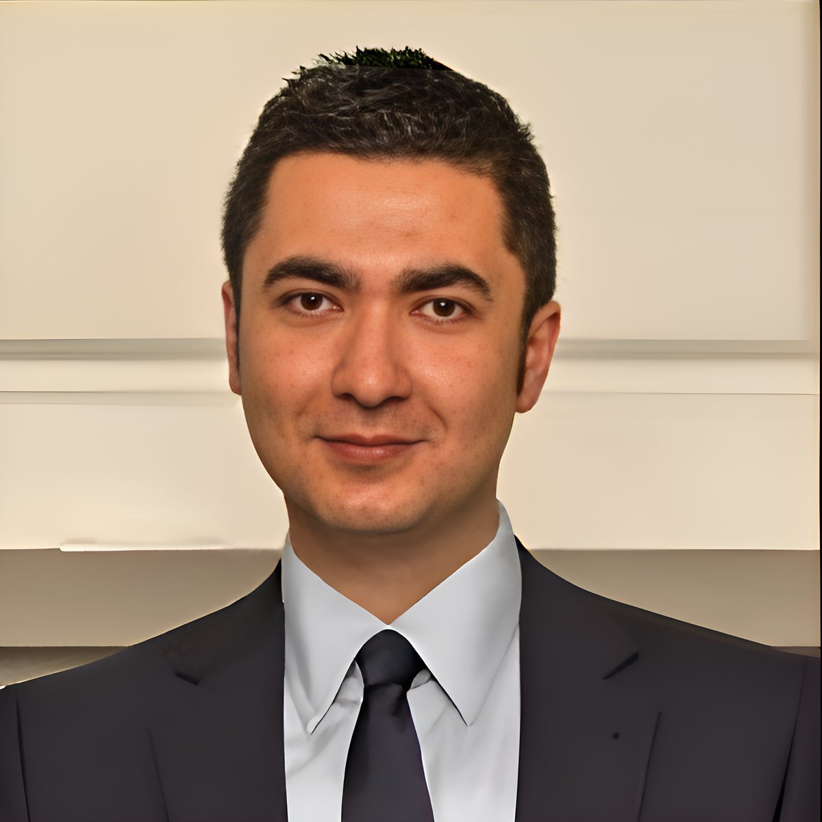 مگسانند گرد شیرینی ...
حیف از شاهزاده رضا پهلوی 
<a href="/PahlaviReza/">Reza Pahlavi</a> 

#پاينده_ایران 
#پرچم_شیر_و_خورشید 
#فرزندان_پرچم 
<a href="/SamanthaIrani/">Simin 🎗️</a>