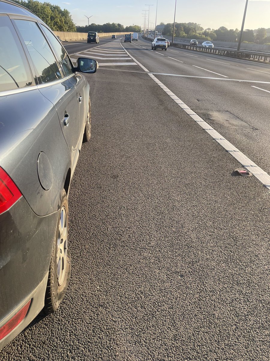 wiliston97's tweet photo. 27 was the worst year of my life but starting 28 with a flat tire and uncrackable wheelnuts on the side of the M25 isn't too flash either https://t.co/46bDC4dbtq