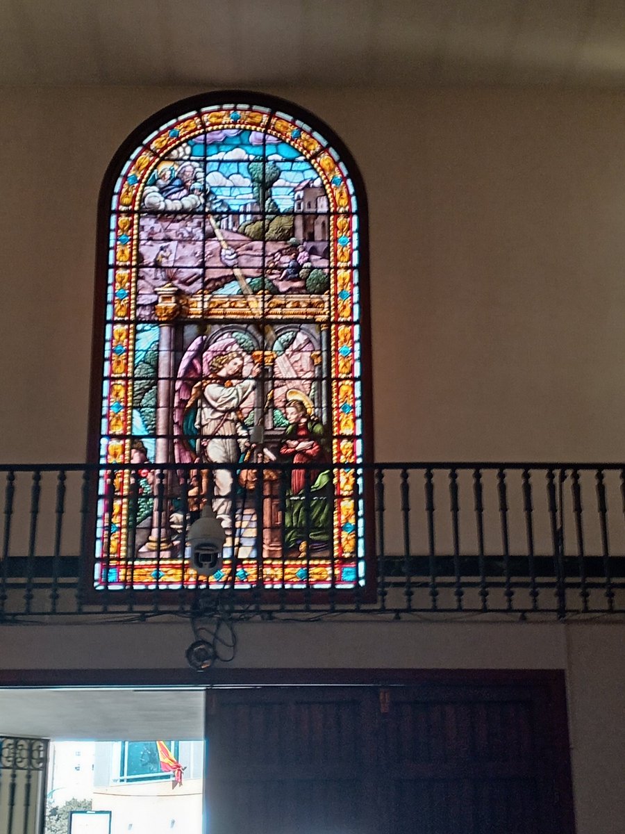 tommy_pipsqueak's tweet image. I&apos;m not religious but I love visiting  ⛪I&apos;ve been past this church so many times it&apos;s normally closed but was open this morning, I always light🕯️to remember the special people who no longer here