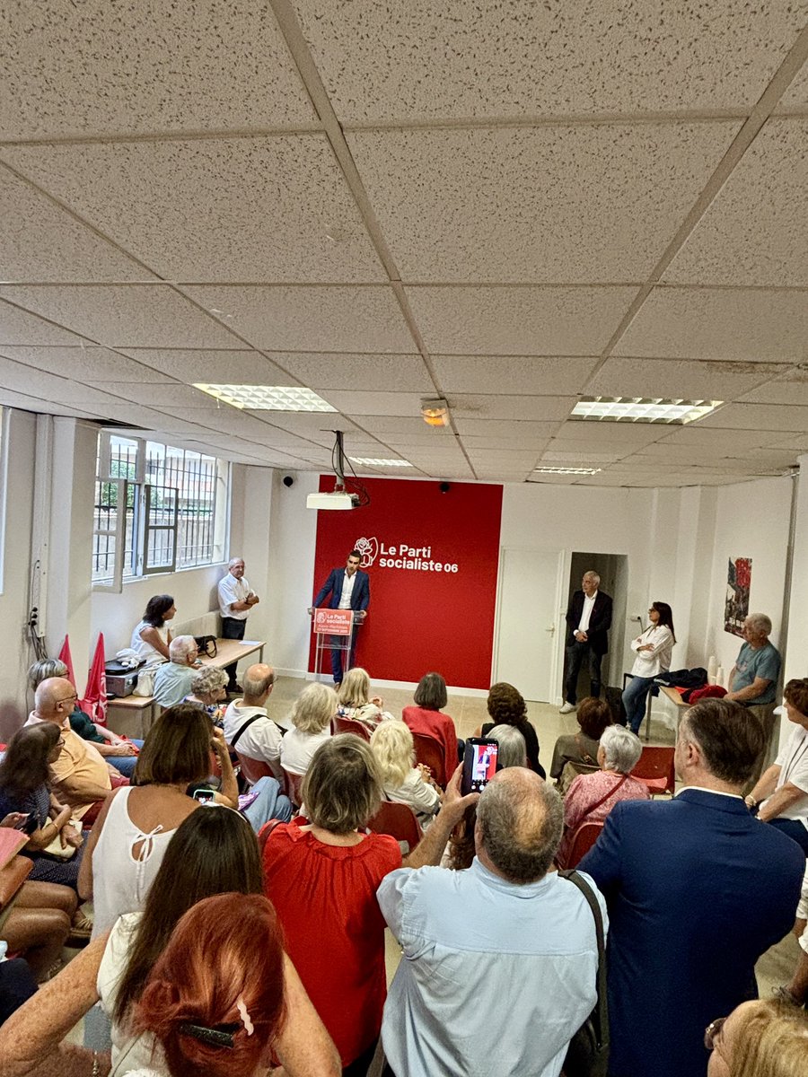 Merci à notre fantastique Secrétaire National aux Fédérations <a href="/AminMbarki/">Amin Mbarki</a> qui est venu soutenir les Socialistes des Alpes-Maritimes!  <a href="/partisocialiste/">Parti socialiste</a> 🌹