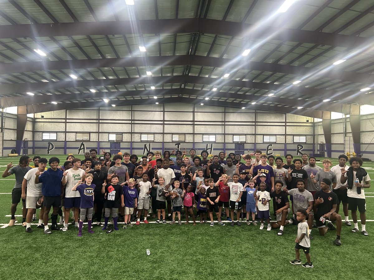 Love our kids giving back! First Little Panther Day! #LufkinU #OTM
