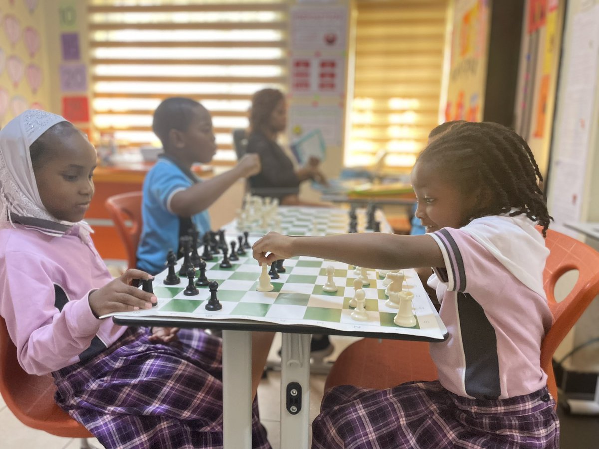 “Did you know? The second book ever printed in English was about chess.”

#CharlieKirk #BRECHE #BBNaijaXCheckersCustard 
Brentford Chelsea