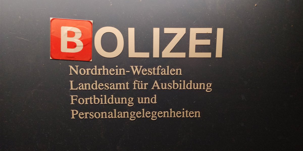 derHighno's tweet image. $/0 @n d!€ 🅱️r€s in 🅱️£@u