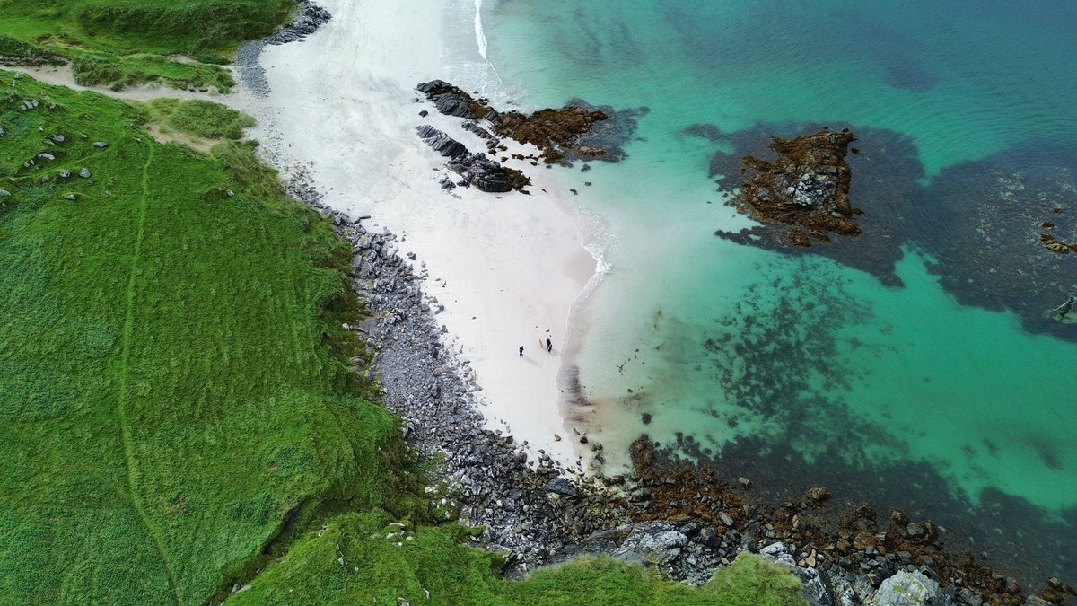 Beach day today in The Outer Hebrides #Dalmorebeach #Bostabeach #Cliffbeach