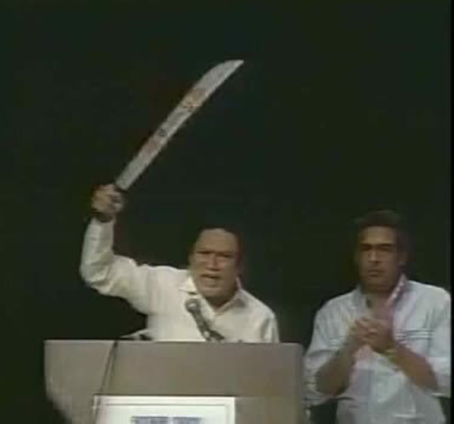 <a href="/CMonteroOficial/">Carlos Montero</a> Este tampoco estaba preocupado !