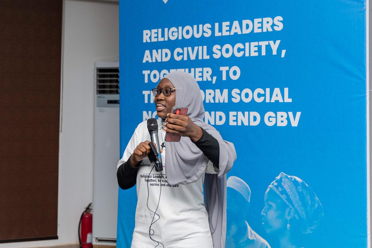 RoajelfG's tweet photo. FLAG reps Ms. Ida Njie &amp; Mariama Tabally stressed that to effectively use the laws in tackling VAWG, "We must first know the laws, only then can we advocate for reform."
#CSOsAgainstFGM220 
#EndFGMNow
#TransformingNorms2EndGBV
#EndFGM220 https://t.co/ThZyouIrpl