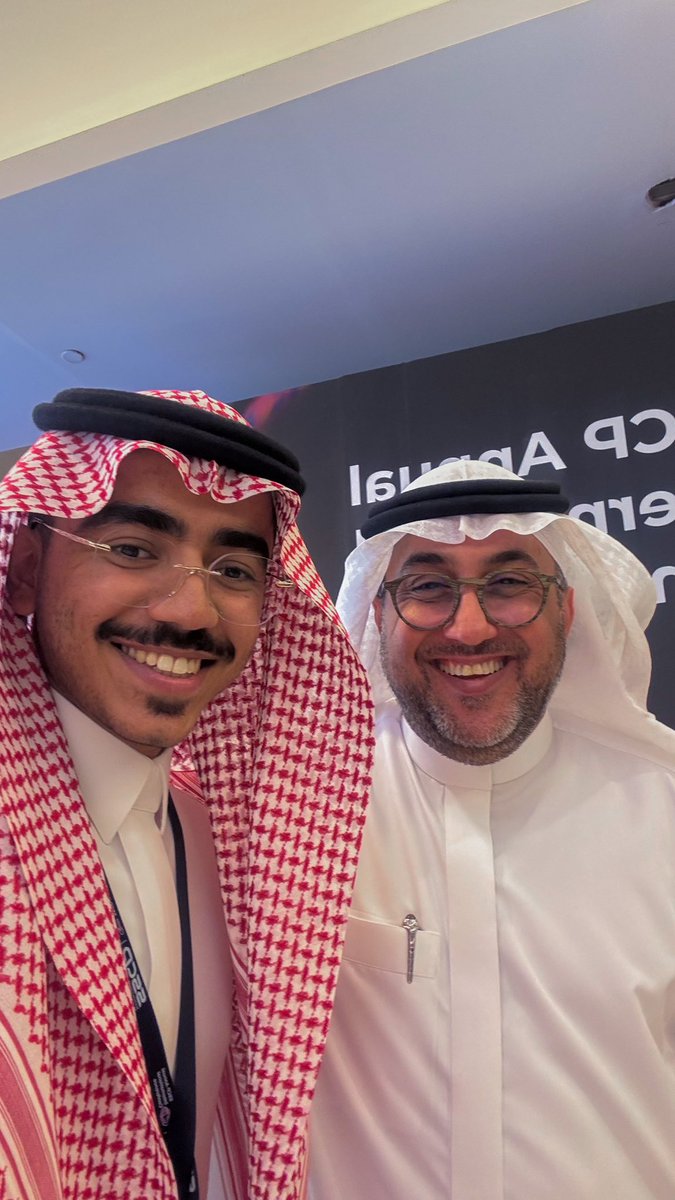 فهد بن عبدالملك tweet media