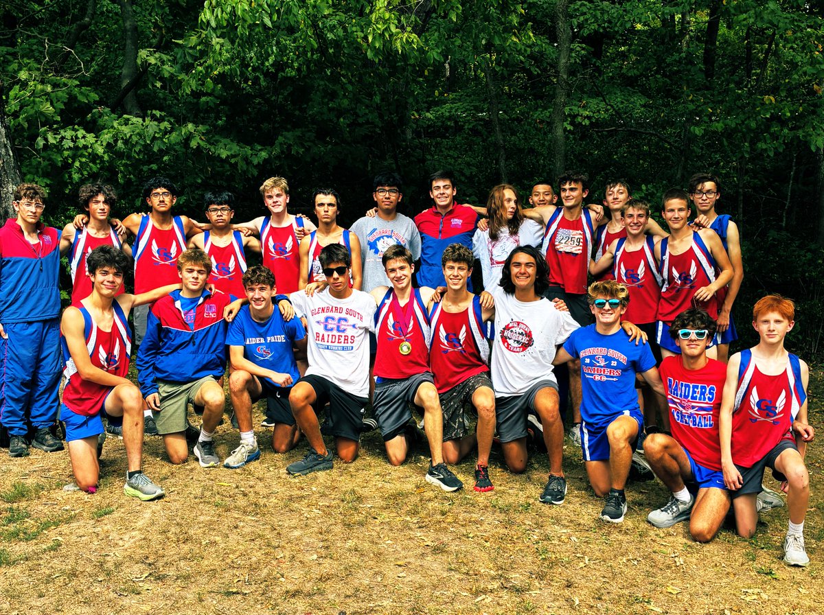 GBSHS_XC_TF's tweet photo. The Running Raiders finished 11th at the 63 team First to the Finish AA boys Race in Peoria. 

Thought of the day. It’s not where you start, it’s where you finish.  Find your Identity! Don’t ever doubt yourself! 
@GBSraiders @gbsathletics 

#TheJourney #RaiderTime https://t.co/zN1ODfF33z