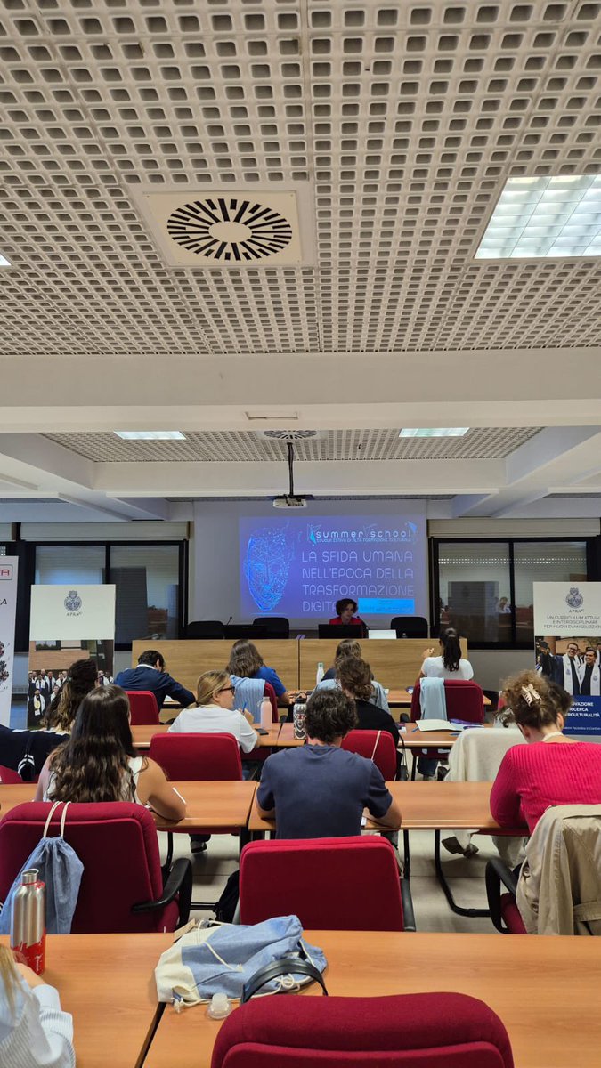 Ultima giornata di #SummerSchool:
👉 Equilibrio tra opportunità e rischi dell’IA
👉 Cittadinanza digitale come diritto e partecipazione dei giovani
👉 Tecnologia e diritto insieme per garantire responsabilità

Grazie ai nostri donors per aver creato uno spazio di dialogo unico.