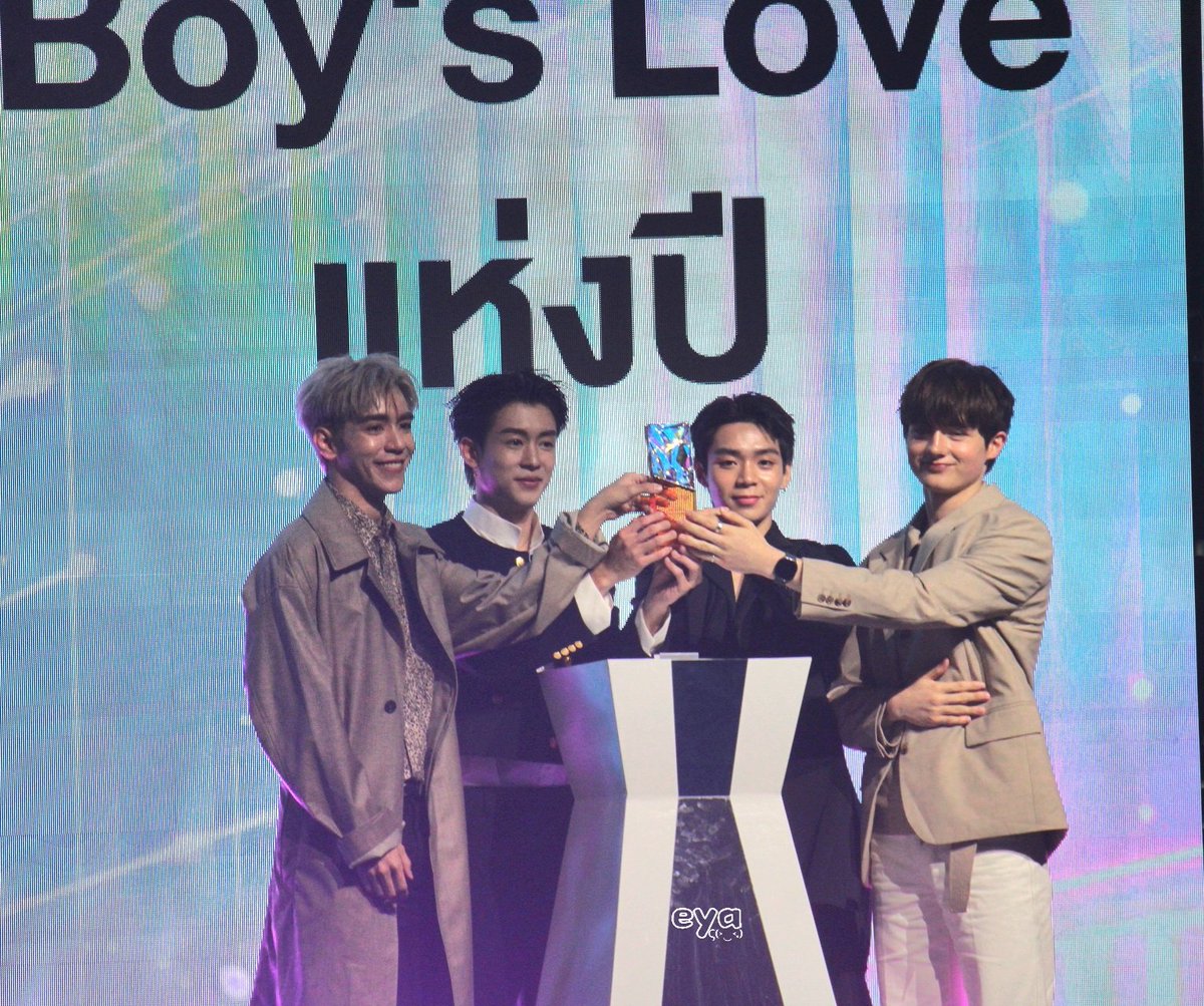 CONGRATULATIONS GELBOYS DASURV SO MUCH 💖

GELBOYS FEED X KHAOSOD
#FeedKhaosodAwards

#PIDEmonthapoom 
#NEWCHAYAPAK
#PJmahidol
#LEONBROCCO
#GELBOYS
#LOOKE