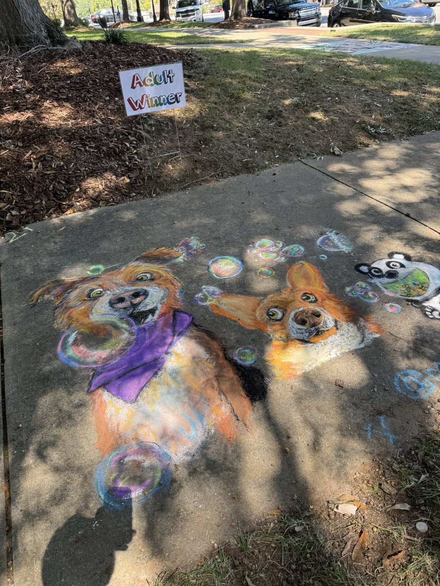 gOnzOd0g's tweet photo. ChalkFest in town today!!! Some amazing local talent #beautifularts #beautifulhearts #clevelandcountyartscouncil #charliekirk https://t.co/l1s5zC7kOh