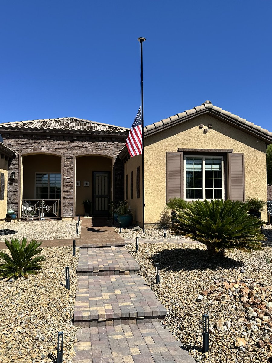 Rick Detisch III tweet media