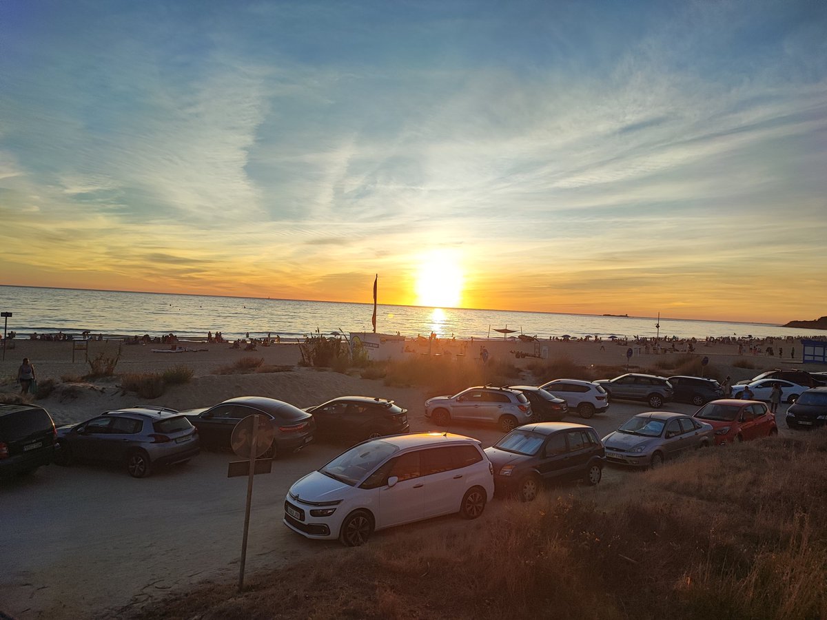 pepetandem's tweet photo. #LaBarrosa No es por daros envidia 😂 https://t.co/KtkJxtWpGU