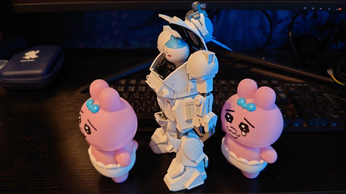 #ちいかわ　#おぱんちゅうさぎ　#ボトムズ　みなさまおはようございます(*‘ω‘ *)塗装が終わってハチワレドッグを組み立てましたでちゅ。1/24は大きいでちゅね。これからスミ入れと汚しでちゅ(●´ω｀●)