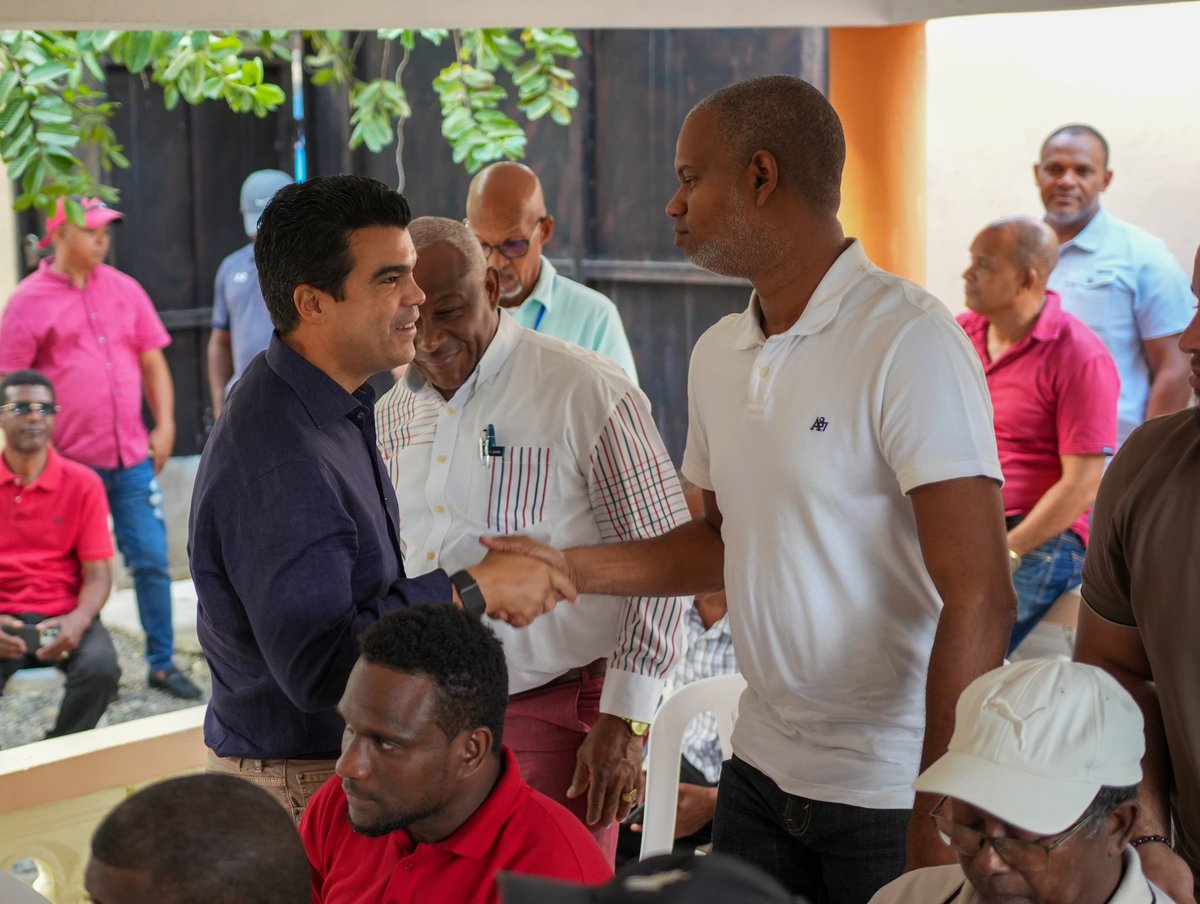 warnaudbisono's tweet image. En Villa Altagracia 📍

Junto a la gobernadora Pura Casilla (@PuraCasilla), el senador Gustavo Lara (@gustavolaras1) y el diputado Otoniel Tejeda (@otoniel_tejeda) conversamos con comunitarios sobre la ampliación del acueducto, ya en su etapa final de prueba.

¡Pronto Villa…