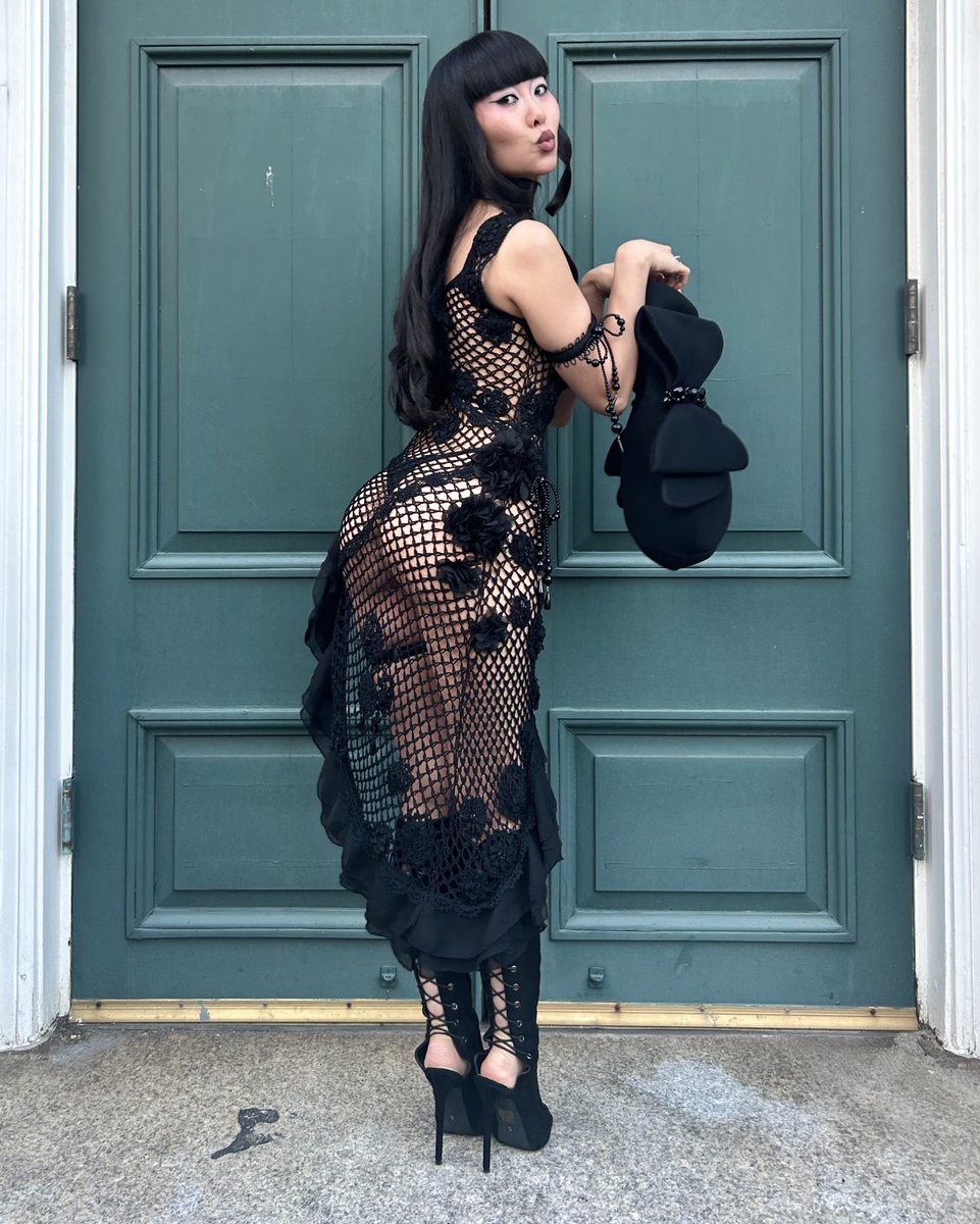 Creepyyeha tweet media