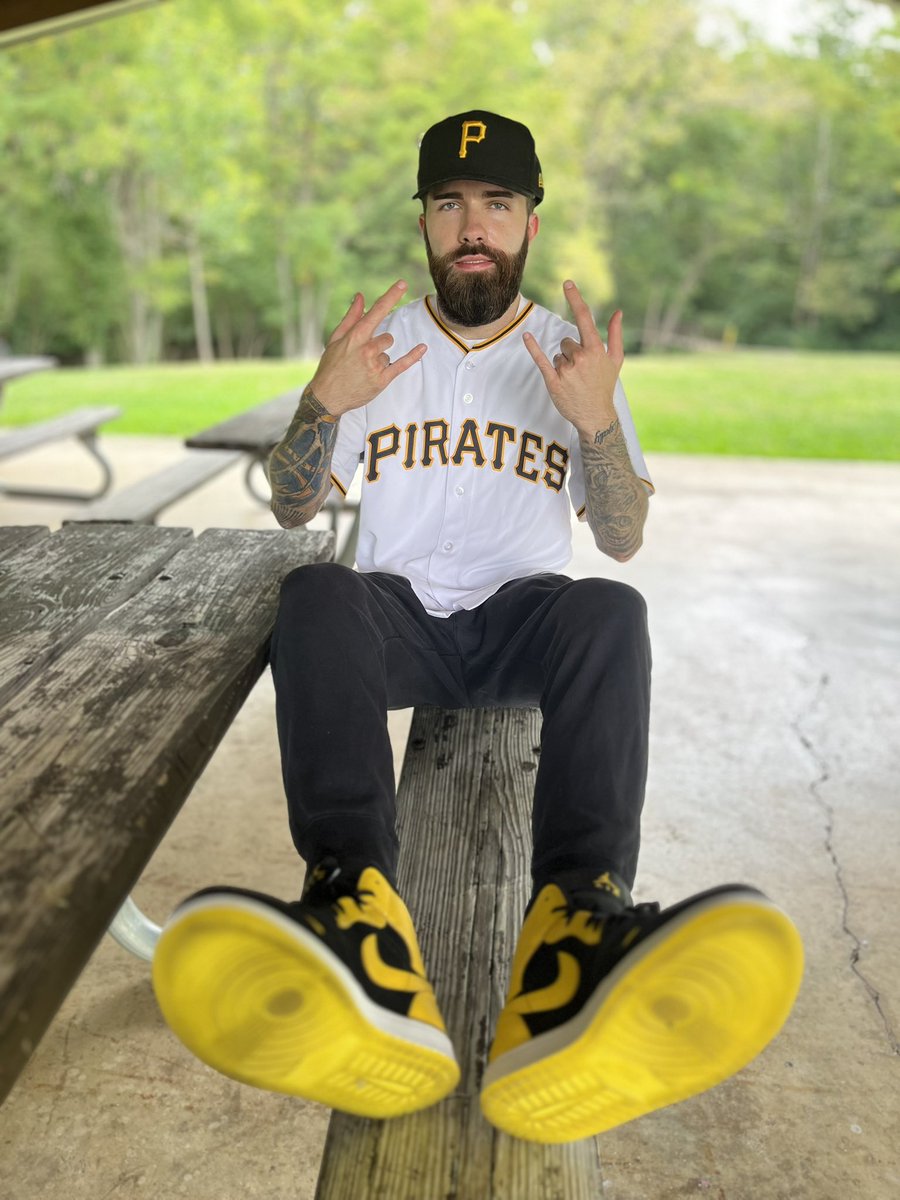 DatDudeCory's tweet image. 🟡⚫️⚪️PITTSBURGH PIRATES⚪️⚫️🟡