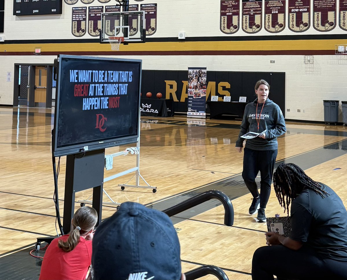 CoachGCF's tweet image. Had a great time presenting today at the @MWUnitedInc Heads Up Coaching Clinic in Charlotte about @Davidson_WBB. Thanks to all that came out to get better! #GrowTheGame