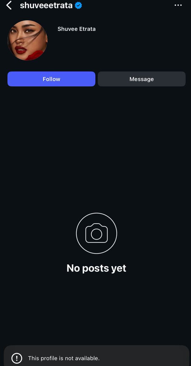 Blue0008_'s tweet photo. @EtrataShuvee  @ralphveeofc @PangkatShuvee
,,Here’s the proof that Shuvee blocked Ralphvee OFC. When it was told to Shuvee’s uncle and called out on X, Shuvee suddenly commented on the aerial banner and at the same time unblocked Ralphvee OFC.,,,👀 https://t.co/S2BLsq3oCX