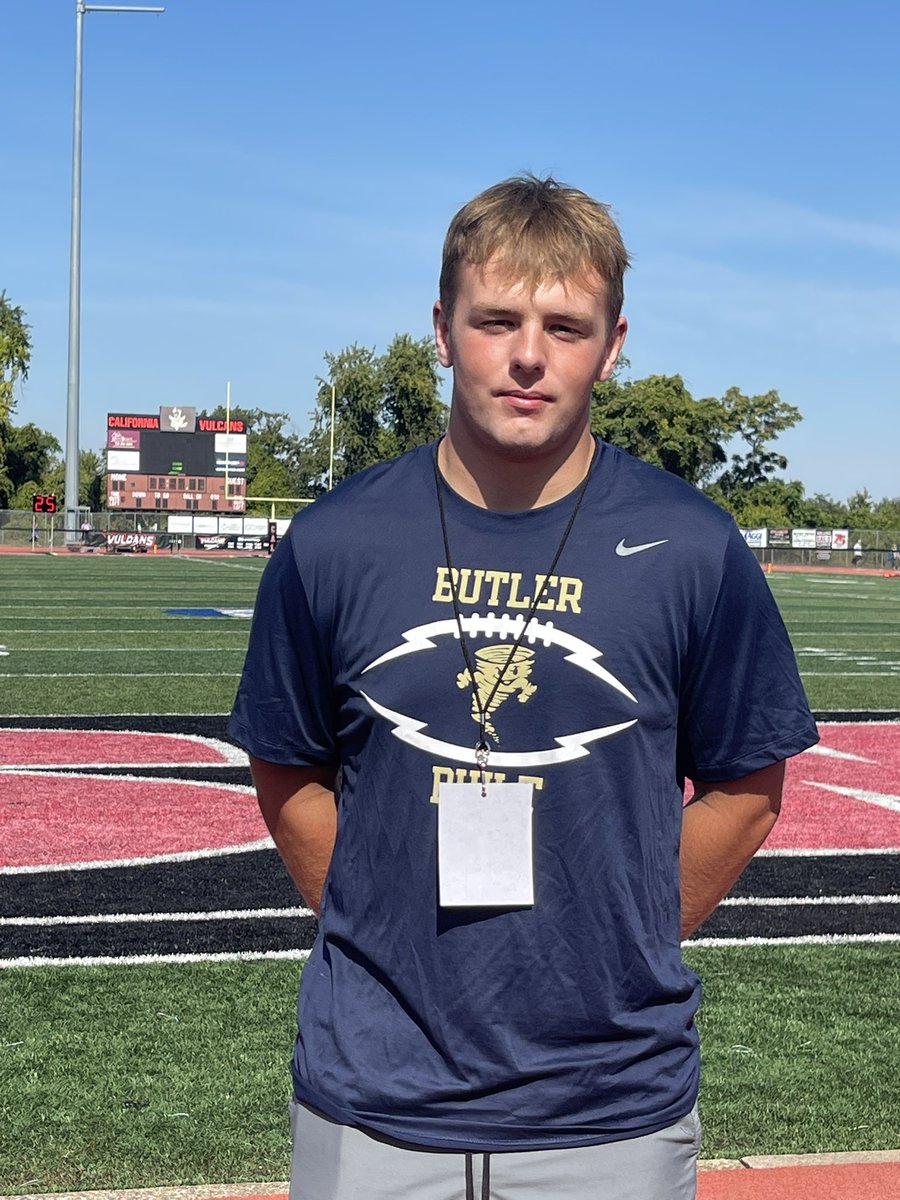 Thank you <a href="/CoachPapley/">Tony Papley</a> for having me out to see a game! I had a great time experiencing the atmosphere!

<a href="/darrell64588458/">darrell smith</a> <a href="/EricChristy10/">Eric Christy</a> <a href="/GermaniErik/">Germ</a> <a href="/chip_mcguire/">Chip Mcguire</a>