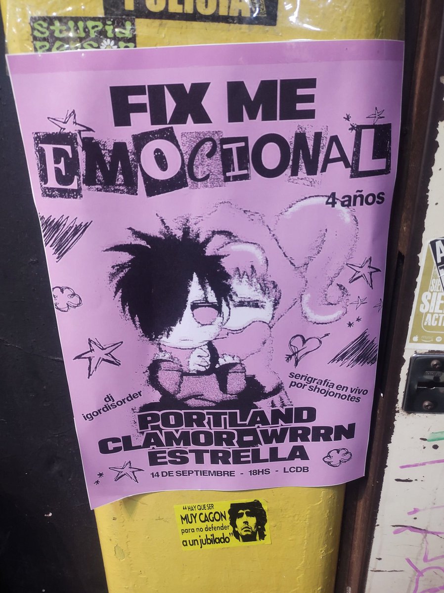 Mañana en el mejor lugar del mundo. Pocas entradas en puerta.
WRRN | Clamor | Portland | Estrella en los cuatro años de fixme.