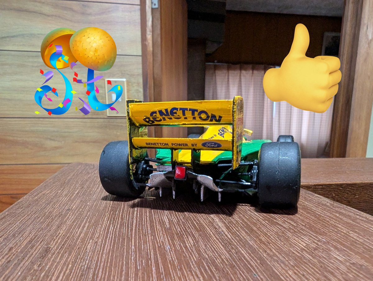 knightsavior009's tweet photo. クロームイエローで改めてベネトンB193B完成しました✨️🏎️✨️❗️
模型展に1週間遅れでした。
この手のF1マシンはリアウイングの位置調整に本当に苦労します。保管していても何かに当たるとすぐずれるし。
#プラモデル
#カーモデル
#WABE
#ウェーブ 
#ユニオンセイバー
#ナイトセイバーのファクトリー https://t.co/o16n7z1AcM