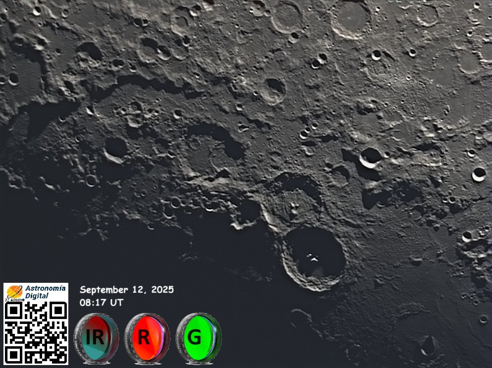Theofilus + Gyrillus + Catharina
🔭Newton D254/F1200mm f/4
📸ZWO ASI 178MM 🐒
🫧Baader Planetarium IR Pass (685nm) + R + G
💾ASI Studio + AstroSurface + GIMP
#cielosESA <a href="/PlanetarioMad/">Planetario de Madrid</a> <a href="/ObservaUCM/">Observatorio UCM</a> <a href="/ObsCalarAlto/">Observatorio Astronómico de Calar Alto</a> <a href="/IAC_Astrofisica/">IAC Astrofísica</a> <a href="/apod/">Astronomy Picture of the Day</a> <a href="/apod_daily/">Astronomy Picture of the Day</a> <a href="/IGN_RObsMadrid/">Real Observatorio</a> <a href="/Jessica_BC1/">Jessica Baquerizo</a>