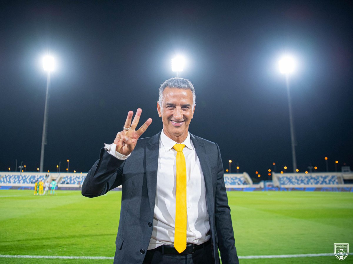 Péricles Chamusca (بيركليس شاموسكا) tweet media