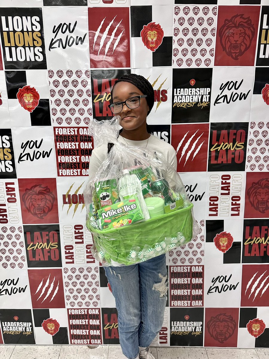 Leadership Academy at Forest Oak tweet media