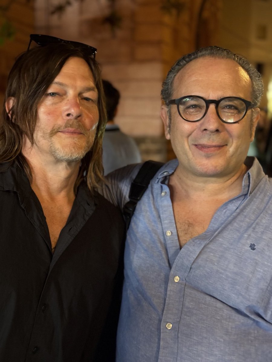 Lo que pasa en <a href="/southseriesfest/">South International Series Festival</a> se queda en #SouthInternationalSeriesFestival #NormanReedus <a href="/Yonfri/">Juan F. Bellón</a> <a href="/wwwbigbaldhead/">norman reedus</a> <a href="/fueradeseries/">Fuera de Series 📺</a> #SISF #DarylDixon