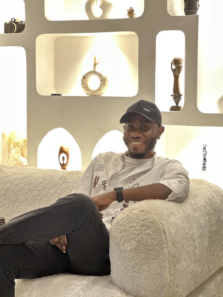 Never trust the hairline of a guy on face cap