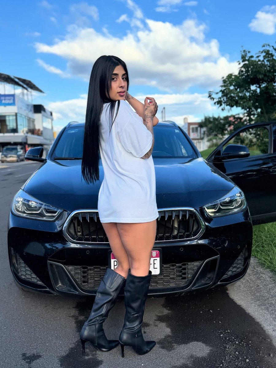 Lady Yeska tweet media