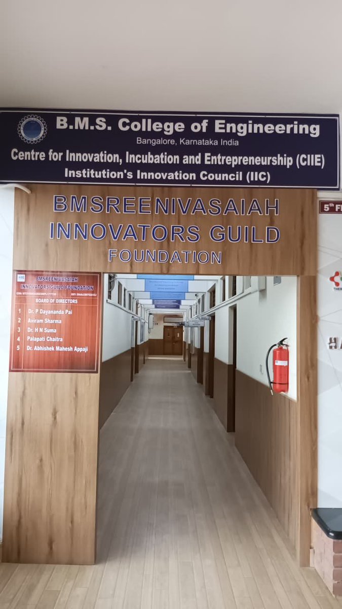 SandeshPrabhuMS's tweet photo. After aiming for IISc > IIT-M > NIT-S > IIIT-B > IISER, I was at least confident that my son would get into RVCE / BMSCE / PESCE / UVCE.
We didn't get in RVCE -
But we got in BMSCE Electronics & Communications Branch (His next choice after Physics)
Here we come #VodafoneIdea π https://t.co/sTbvPfQ4mL