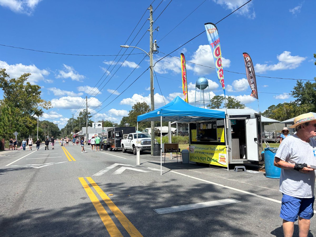 Serena_Davanzo's tweet photo. Got to check out Depot Days in Sopchoppy! https://t.co/ql4pT4c6i7