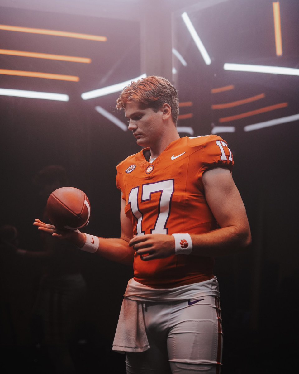 lilrocketnasa's tweet image. #upnext