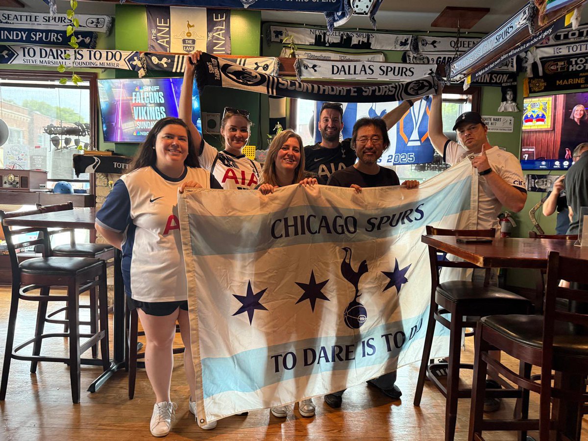 Thanks for having us <a href="/chicagospurs/">Chicago Spurs</a>
Welcomed us and got to see us batter West Ham which is always nice! COYS!
<a href="/ScunthorpeSpurs/">Scunthorpe Spurs</a> 💙