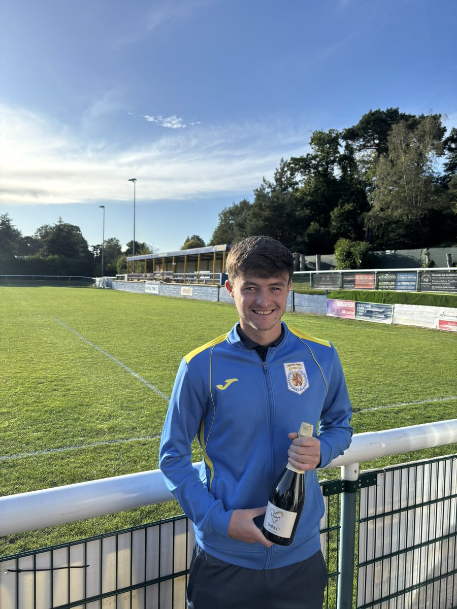 The <a href="/TysersSport/">TysersSports</a> MotM award todays goes to Freddie Knight another great display from the young forward rewarded with a well taken goal in the 1st half.   Well done Freddie. COYA💛💙💛