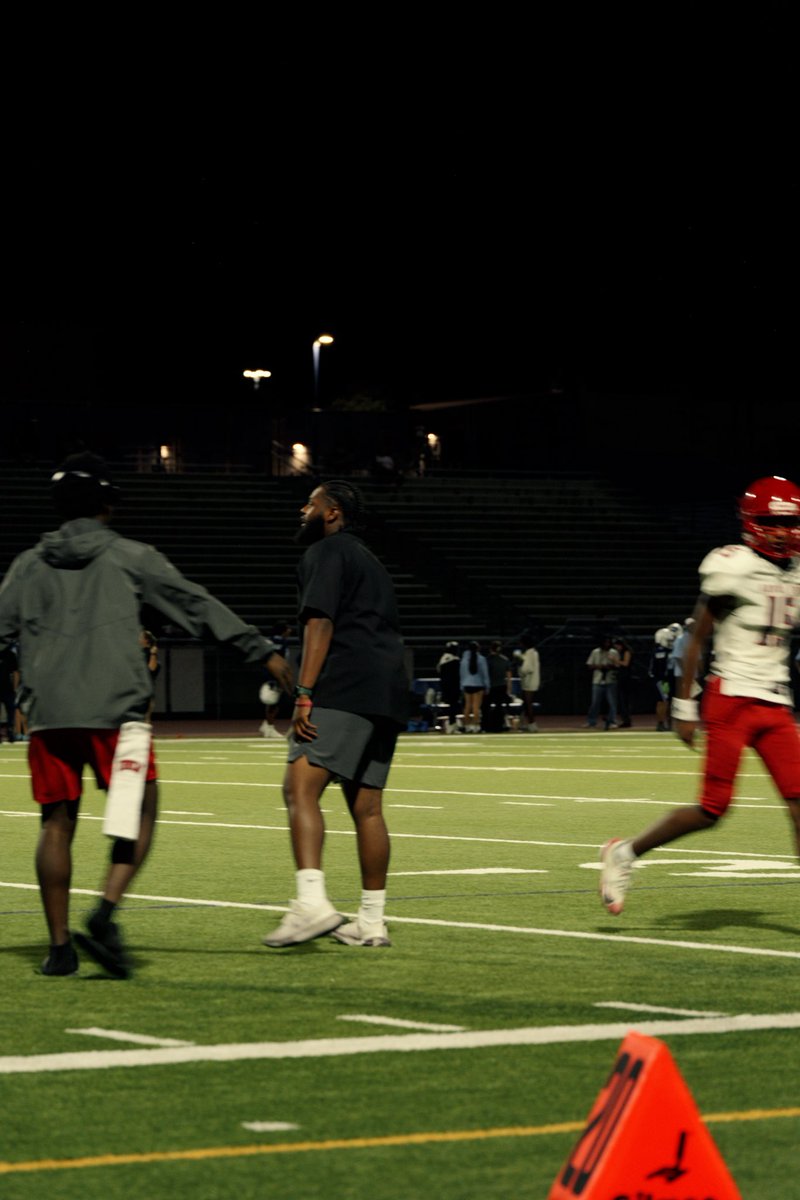 Coach DJ Bealer tweet media