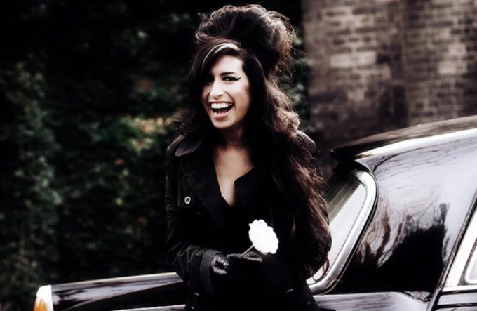 TheExtremeMusi1's tweet photo. #InRemembrance of Amy Winehouse (14 Sep 1983 – 23 Jul 2011)
her top 10 songs are:
10. Monkey Man
9. In My Bed
8. Wake Up Alone
7. Fuck Me Pumps
6. You Know I'm No Good
5. Rehab
4. Love Is a Losing Game
3. Tears Dry on Their Own
2. Valerie
1. Back to Black
#AmyWinehouse #RIPAmy https://t.co/vOe9BLhFVP